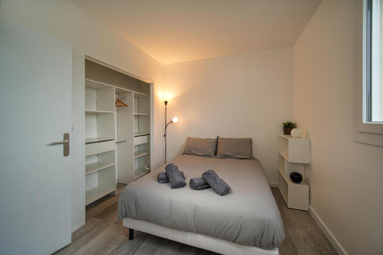 Appartement Tout Equipe Parking Balcon 2 Chambres Marseille Eksteriør billede